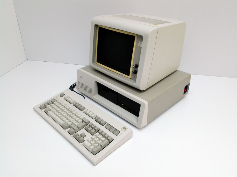 ordenador ibm 5162 pantalla_cpu_teclado plast func 28x38x35 14x50x41 5x49x21 1u